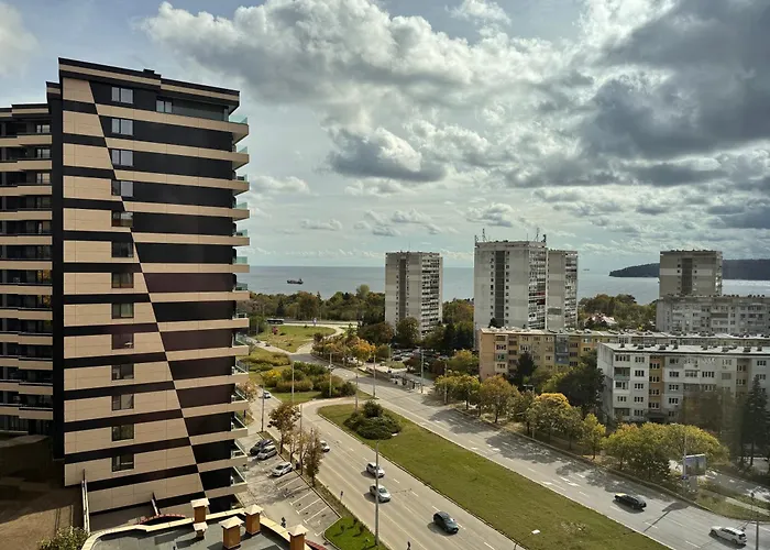 Apartment Seaview In Complex Metalex Garden Warna